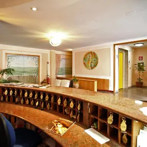 3* Hotel Cristal